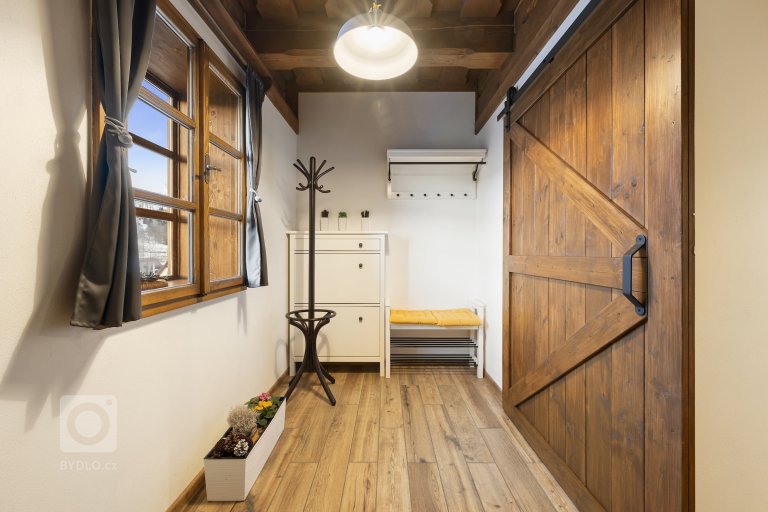 add picture to album