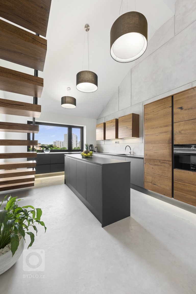 add picture to album