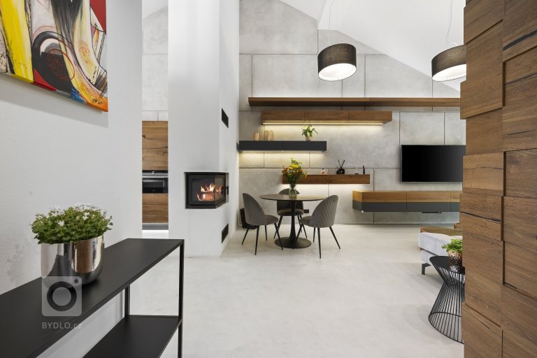 add picture to album