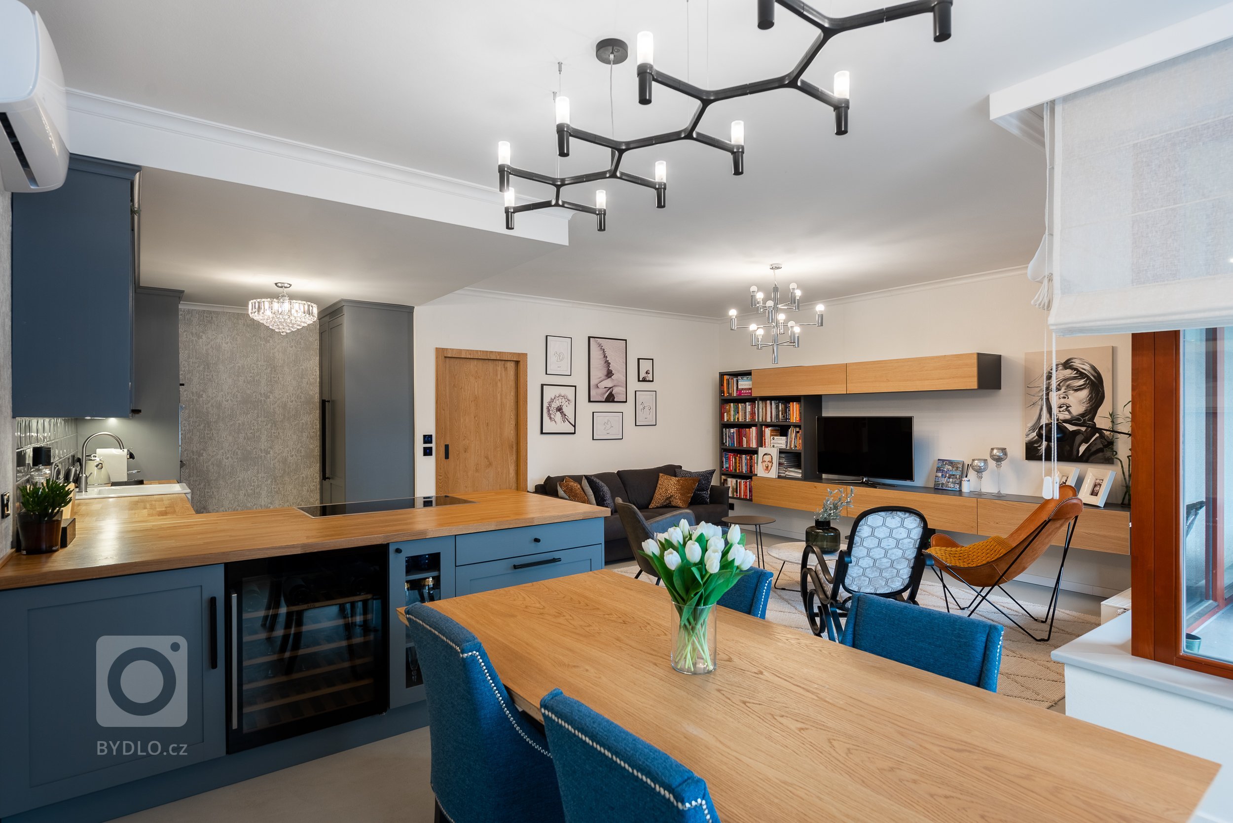 Vlastní&nbsp;bydlení bydlení pro Janu a dcerku Nicole. Jedná se o byt o velikosti 3kk s dvěmi předzahrádky, který prošel během 4 let celkovou rekonstrukcí.…