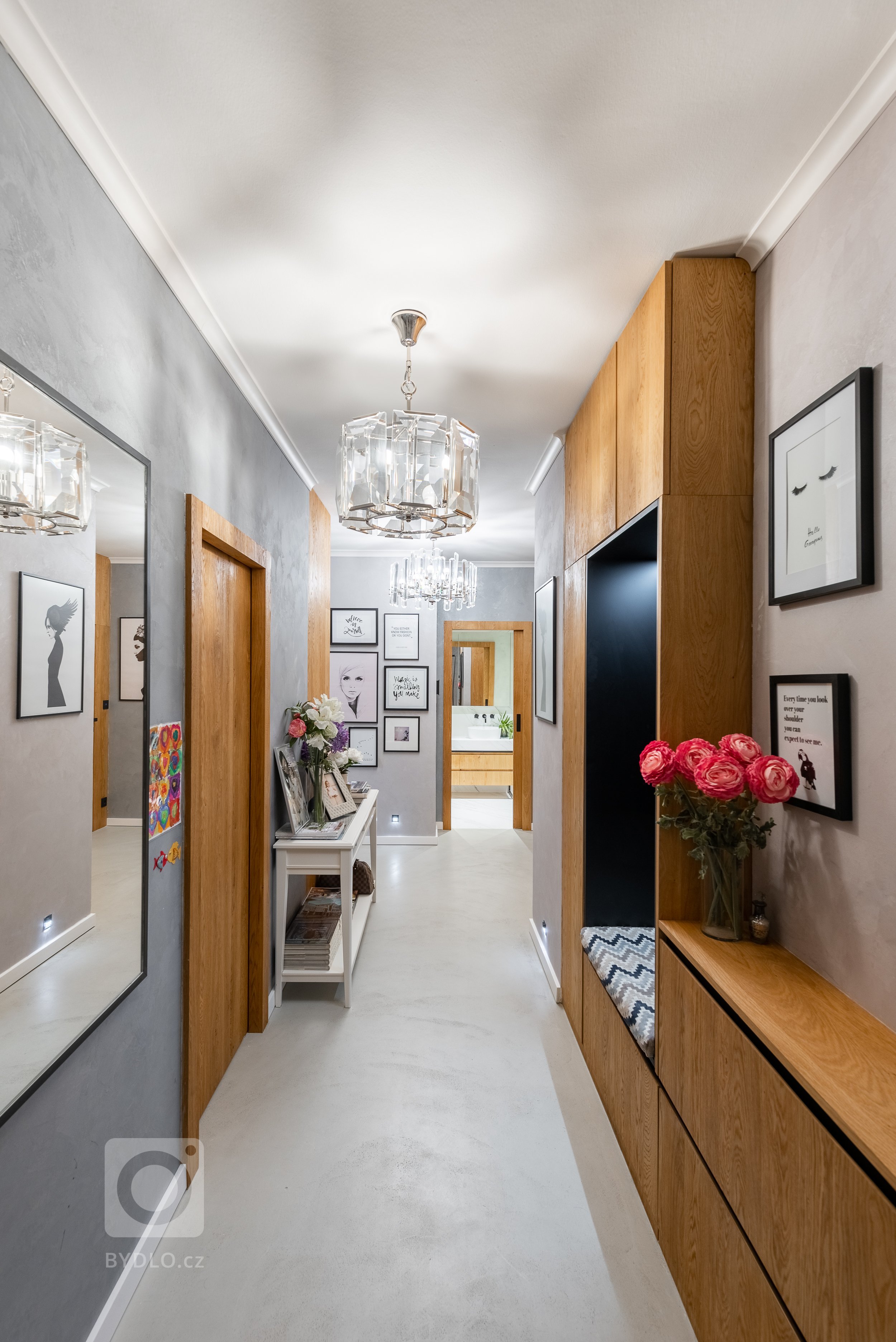 Vlastní&nbsp;bydlení bydlení pro Janu a dcerku Nicole. Jedná se o byt o velikosti 3kk s dvěmi předzahrádky, který prošel během 4 let celkovou rekonstrukcí.…