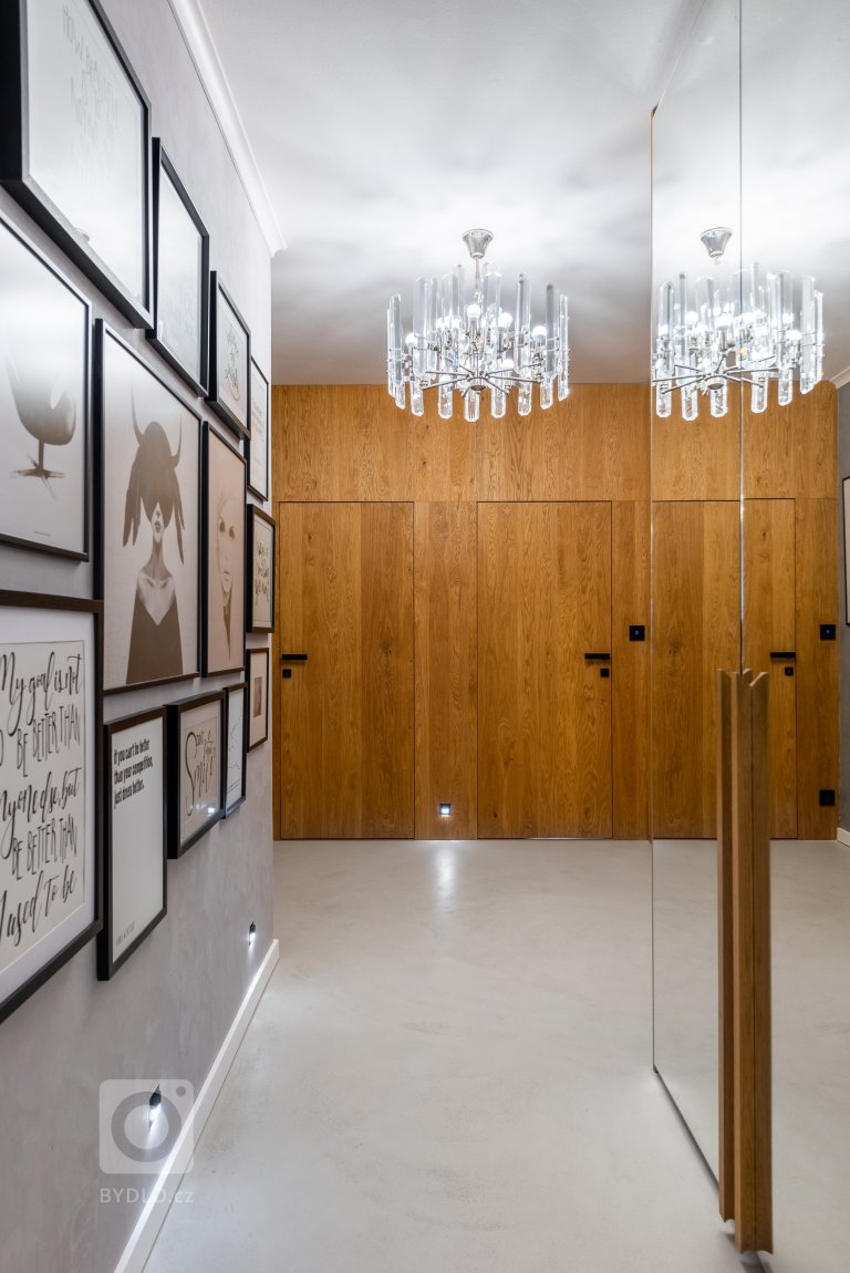 add picture to album