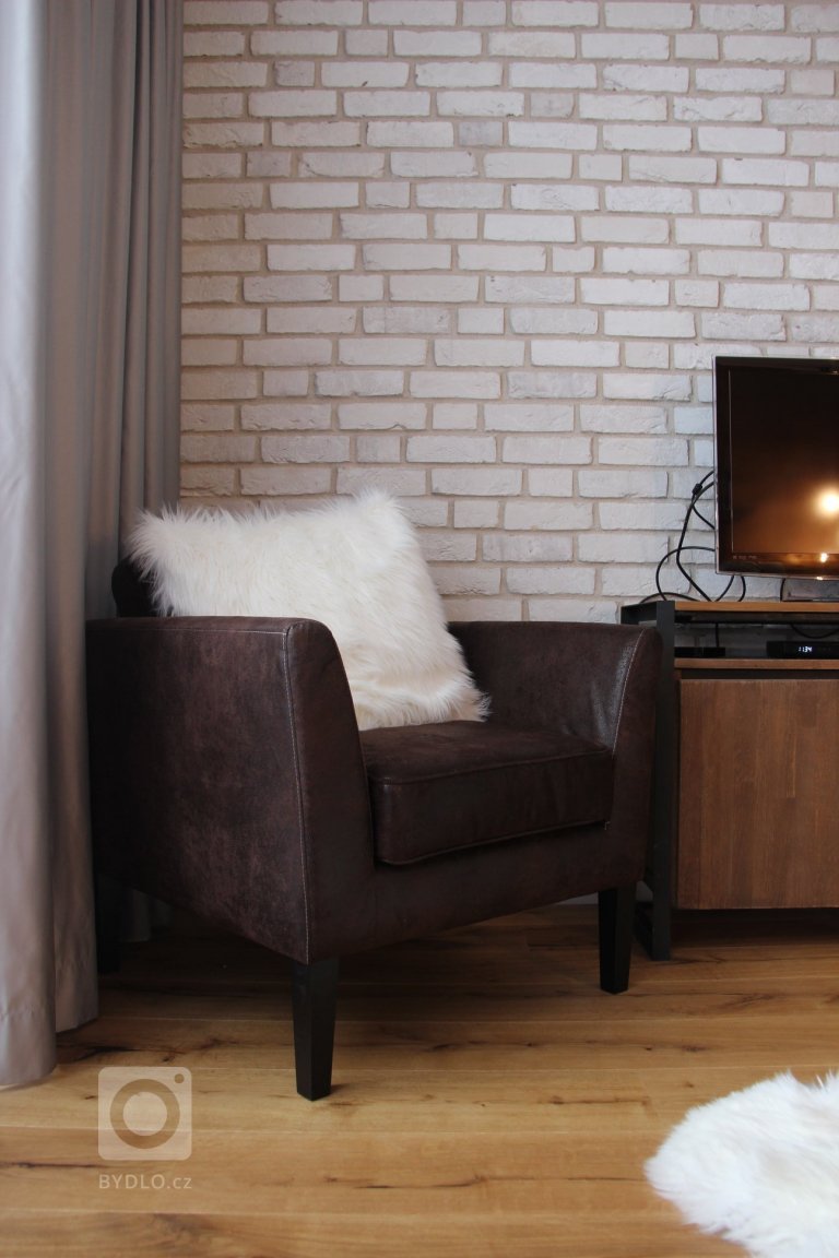 add picture to album