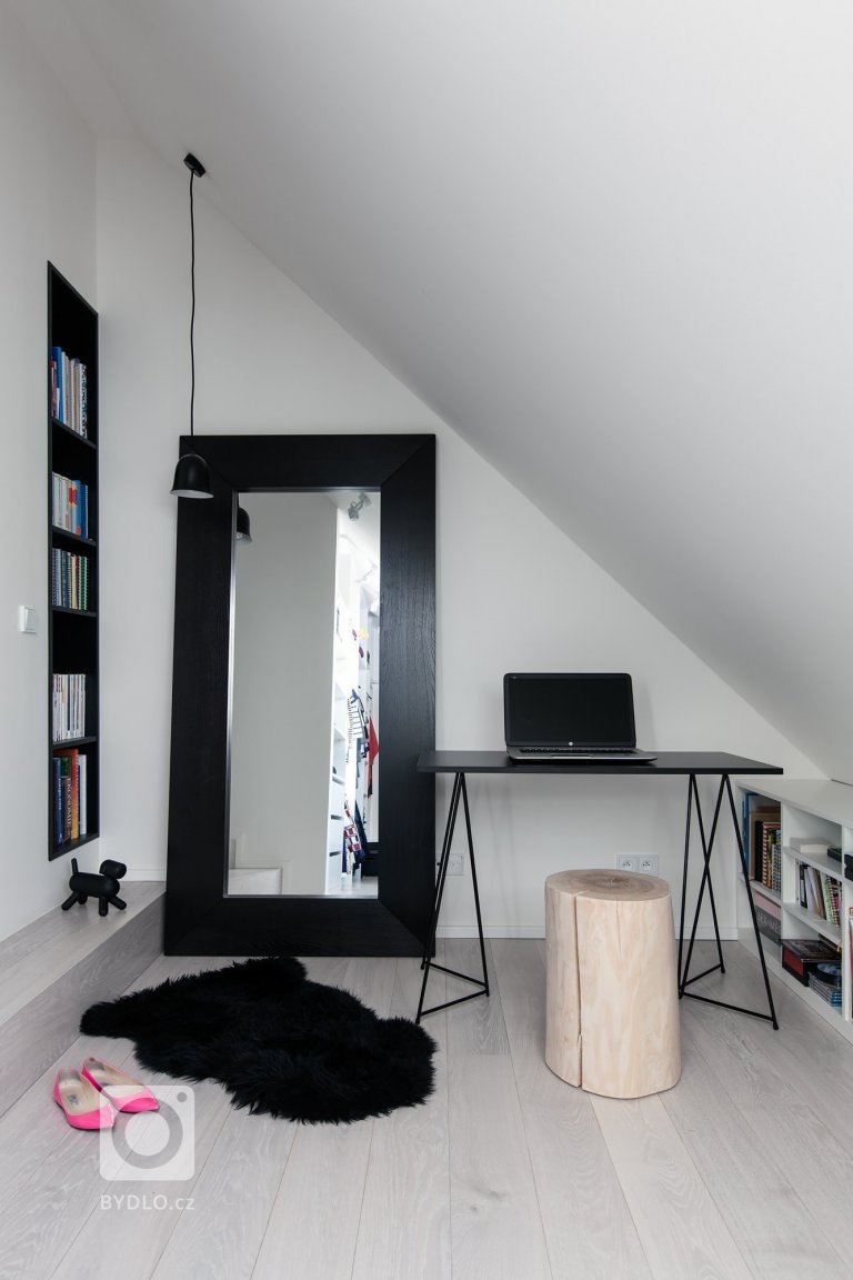 add picture to album