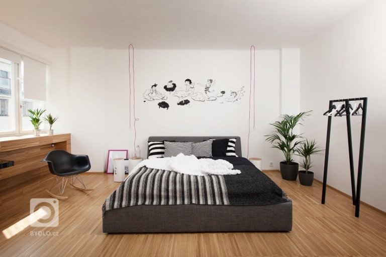 add picture to album