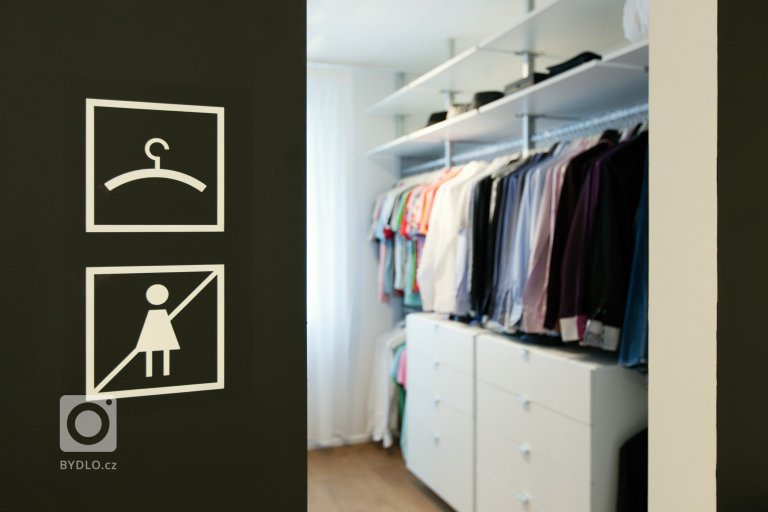 add picture to album