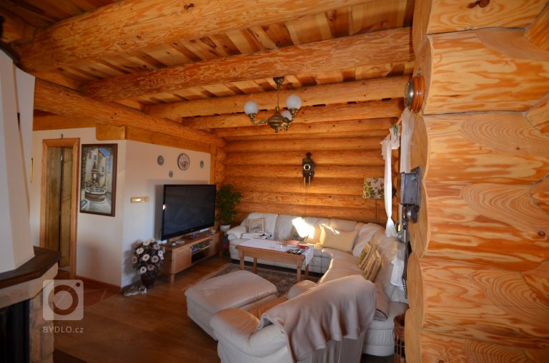 add picture to album