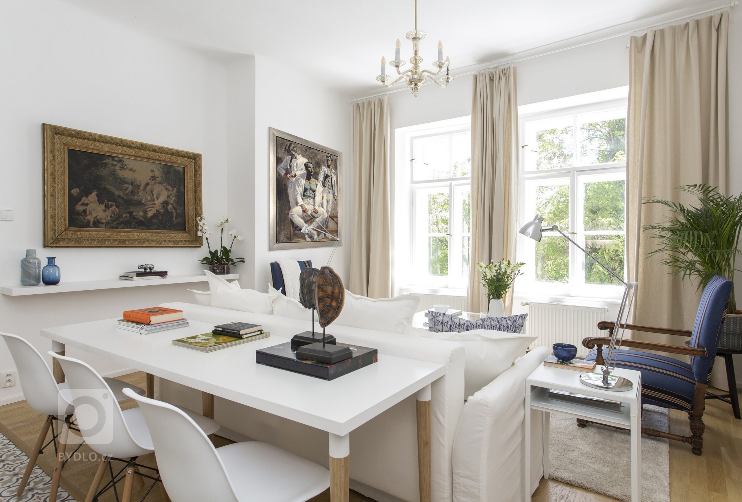 When our client bought this place was a bland empty space with many signs of &quot;wear-and-tear&quot;, all walls were painted in a variety of sad dusty colors…