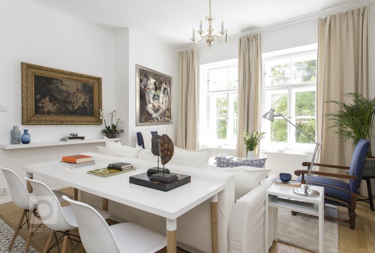 add picture to album