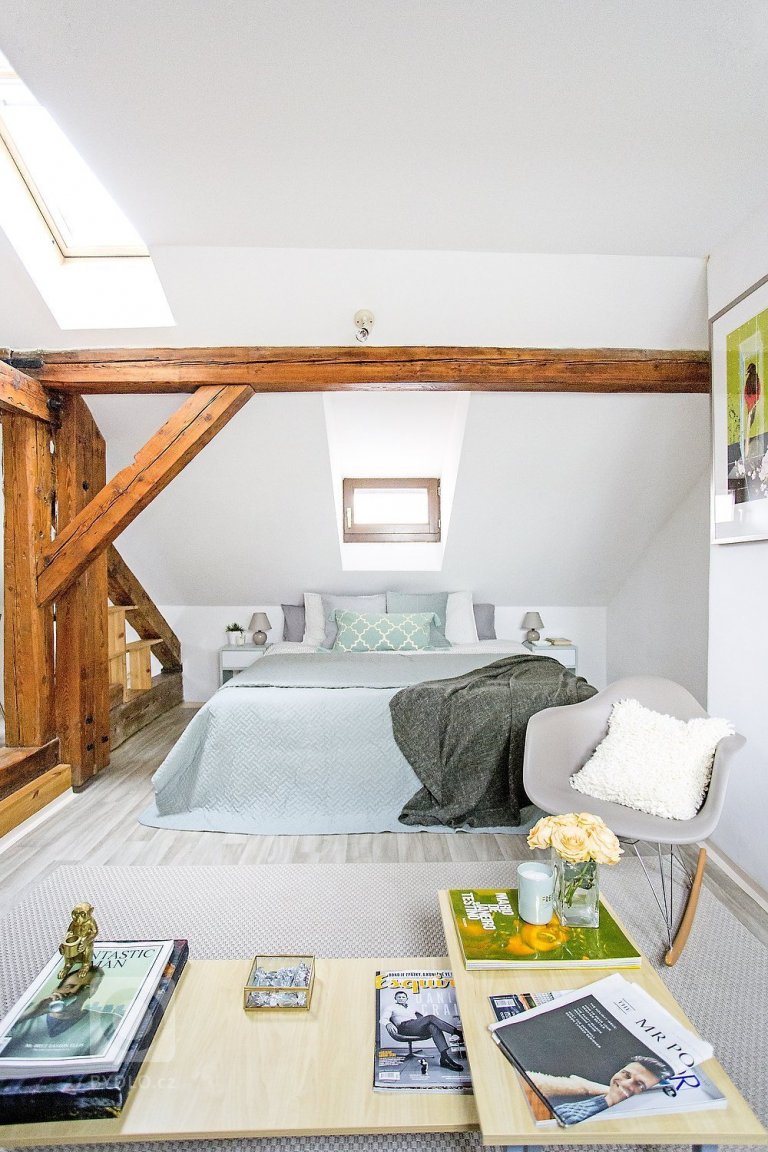 add picture to album