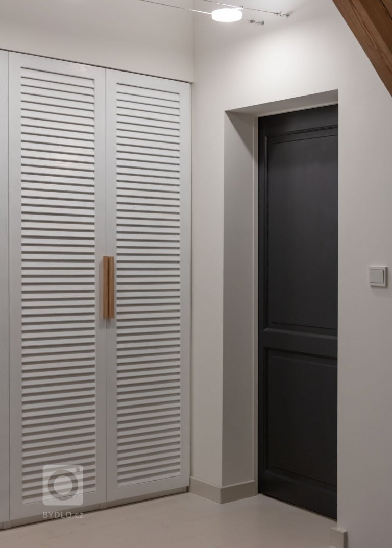 add picture to album