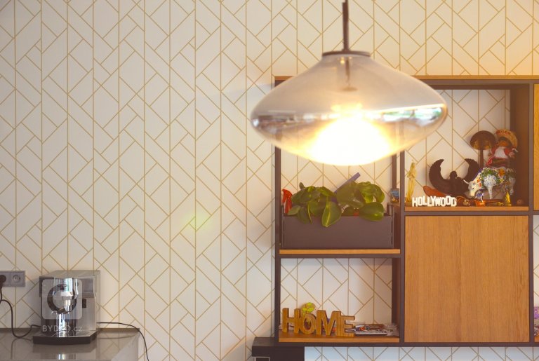 add picture to album