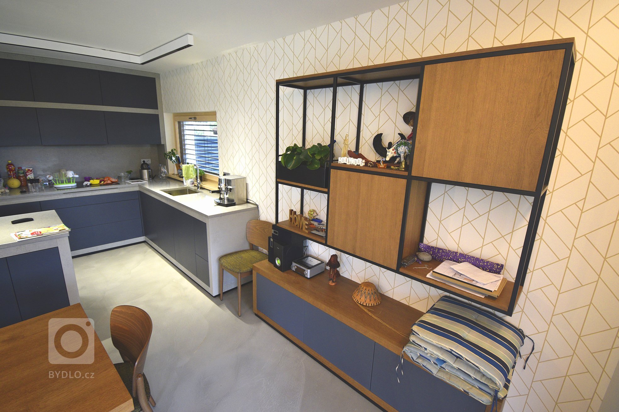 Dekorativní šablonová malba