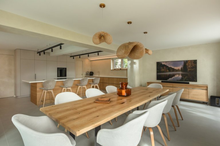 Společnost&nbsp;Staon.cz&nbsp;se podílela na realizaci projektu v rodinném domě v malebných Horních Počernicích. V tomto projektu byla aplikována dekorativní…