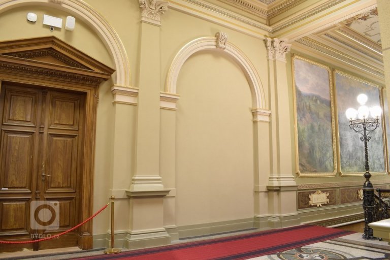 add picture to album