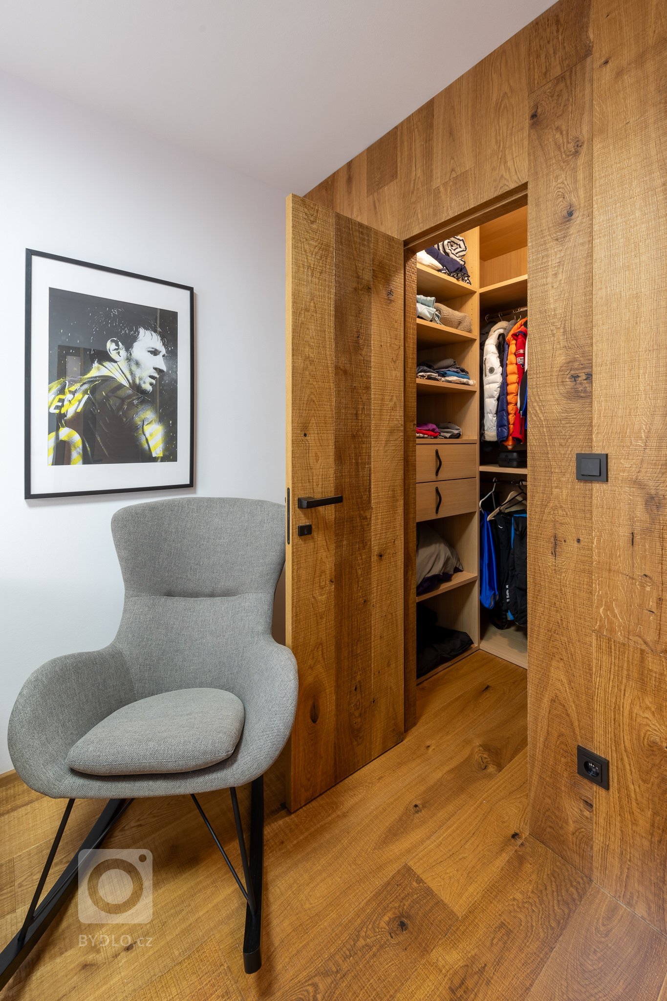 Kompletní rekonstrukce Apartmánu ve Špindlu, dle přání klienta. Zadání projektu od interiérového studia.&nbsp;
Vzhledem k velikosti bytu byl&nbsp;důraz kladen…