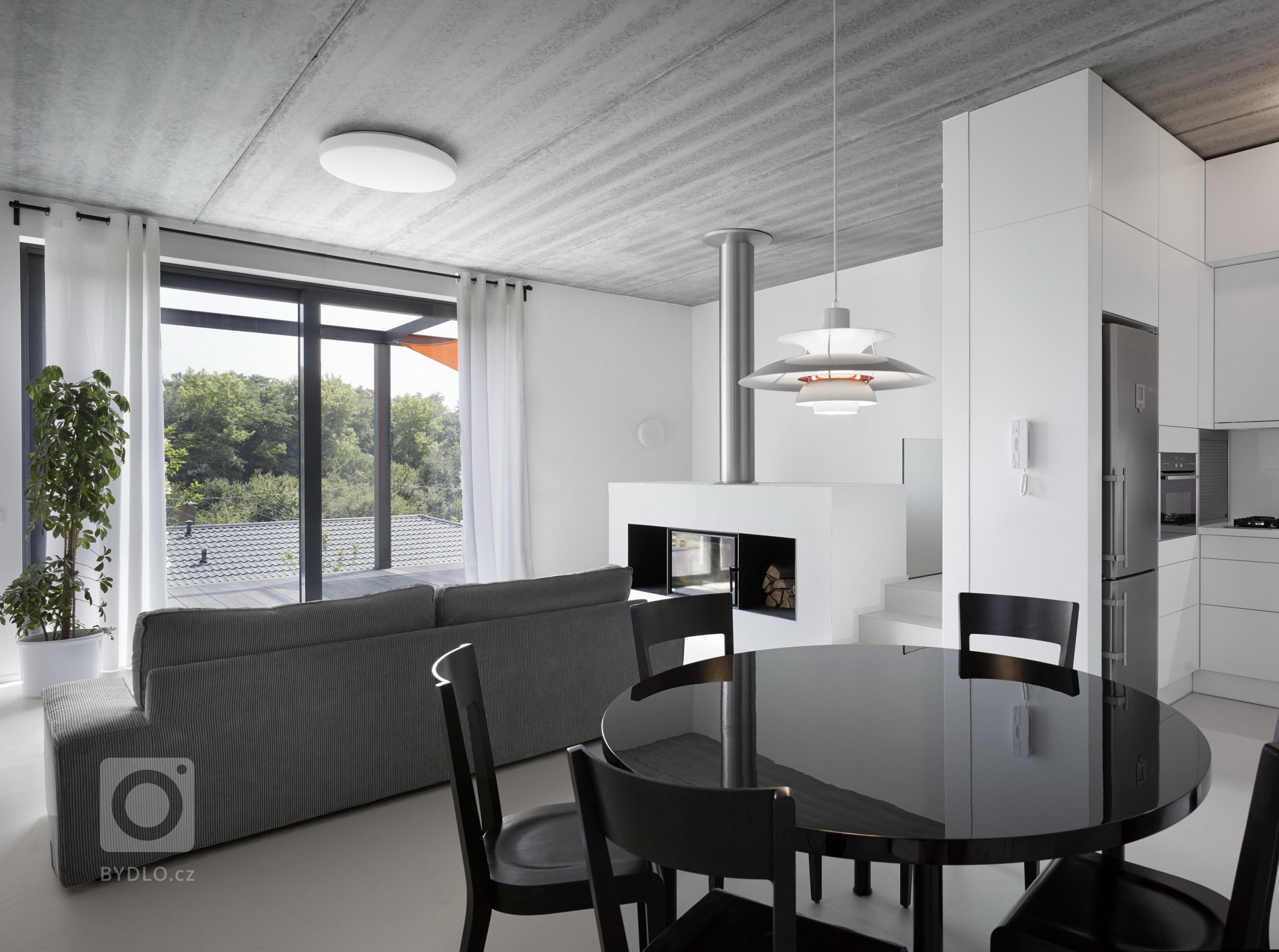 Popisují-li klienti svoje sny o bydlení, zpravidla jejich zájmy a hobby ovlivní i podobu budoucího domu. Ostatně proniknutí do těchto snů, záměrně říkáme snů a…