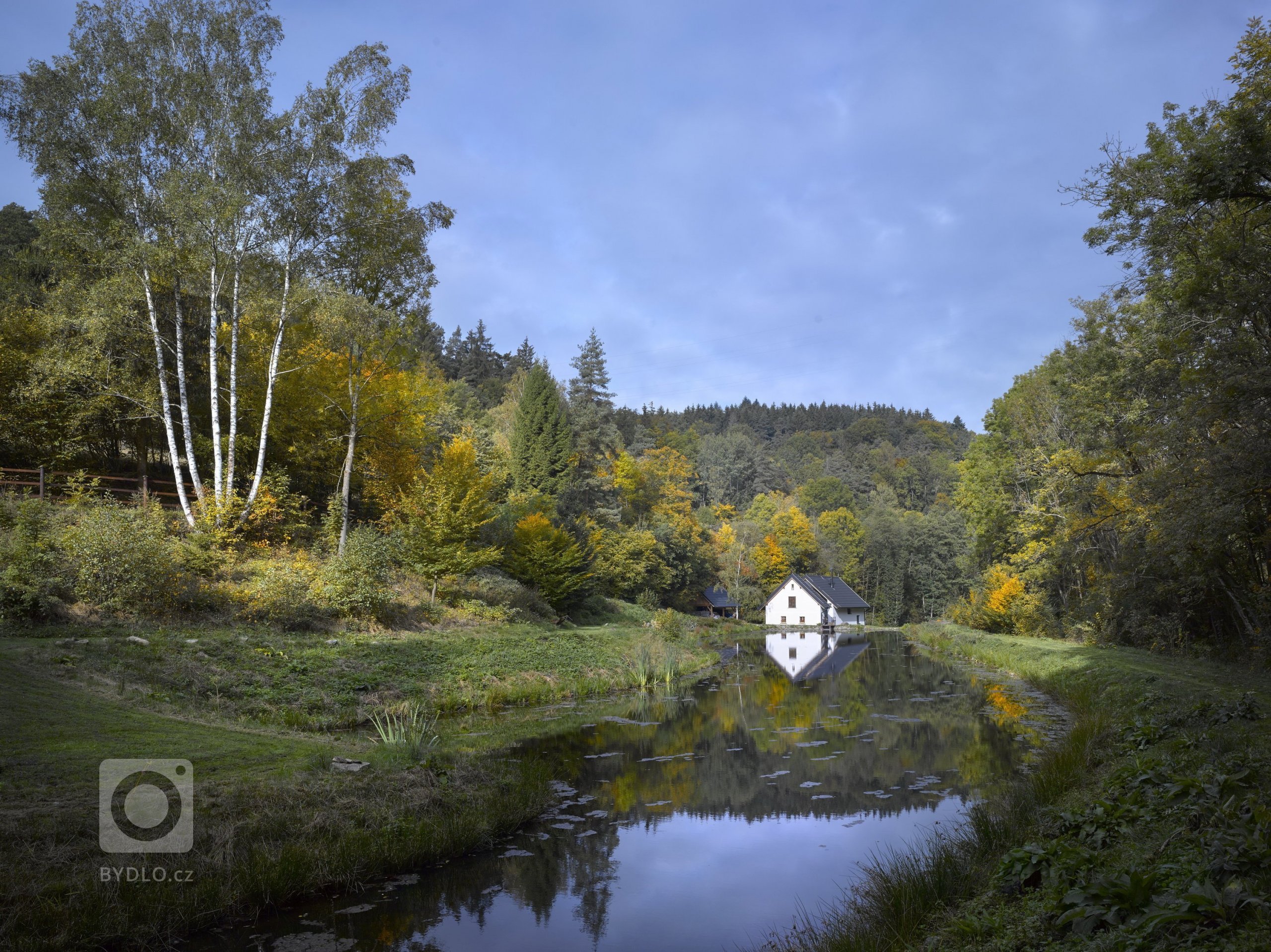Již od prvního setkání s&nbsp;majiteli bylo jasné zadání, jaké má jejich budoucí bydlení splňovat požadavky: &quot;Má být neotřelé a přitom neokázalé&quot;.…