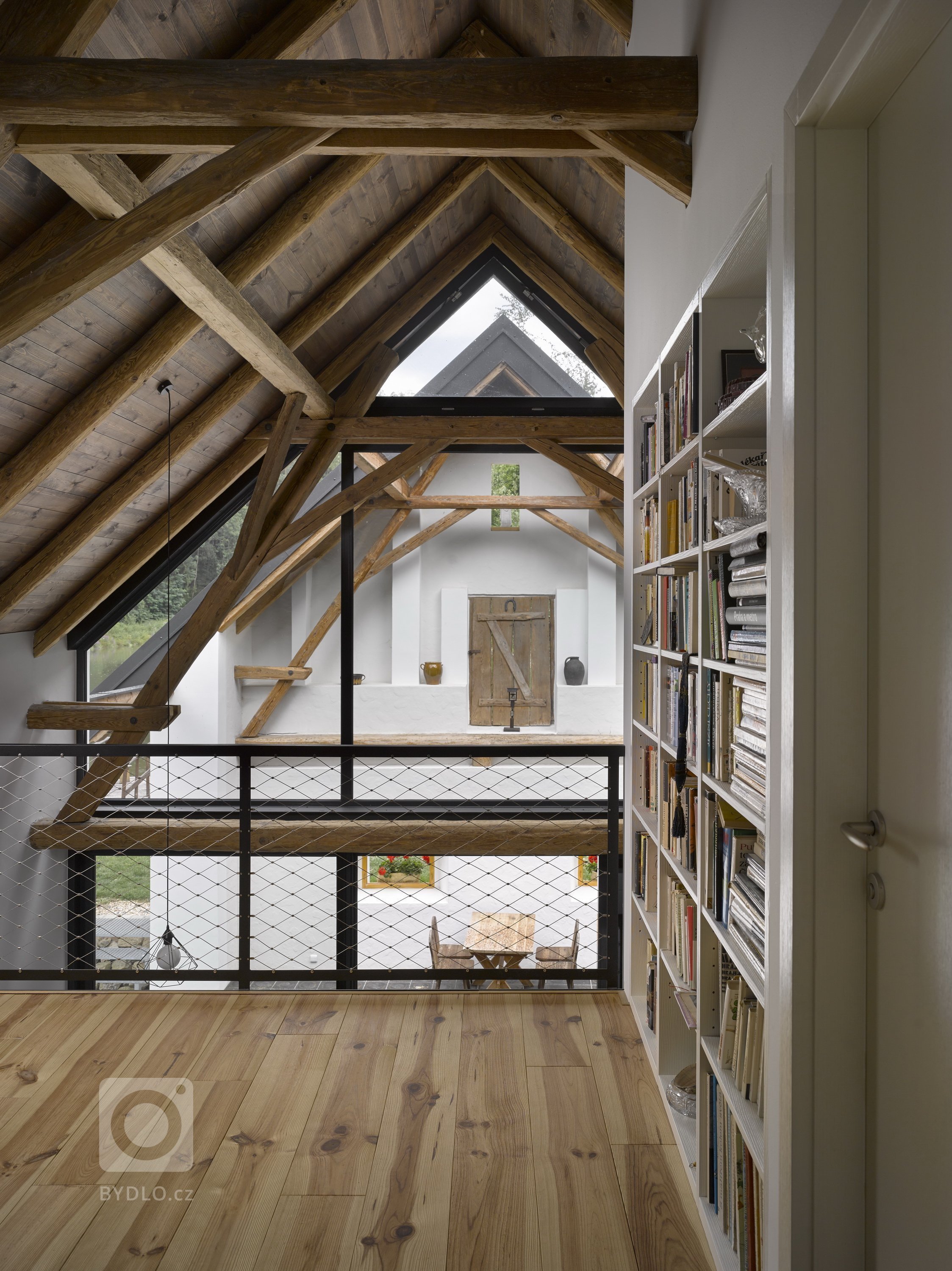 Již od prvního setkání s&nbsp;majiteli bylo jasné zadání, jaké má jejich budoucí bydlení splňovat požadavky: &quot;Má být neotřelé a přitom neokázalé&quot;.…