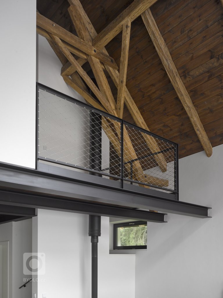 add picture to album