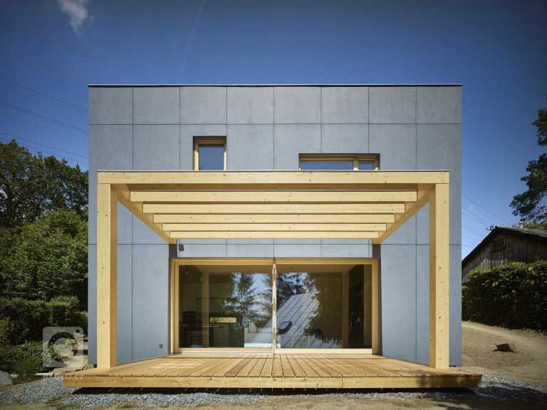 add picture to album