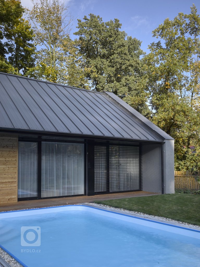 add picture to album