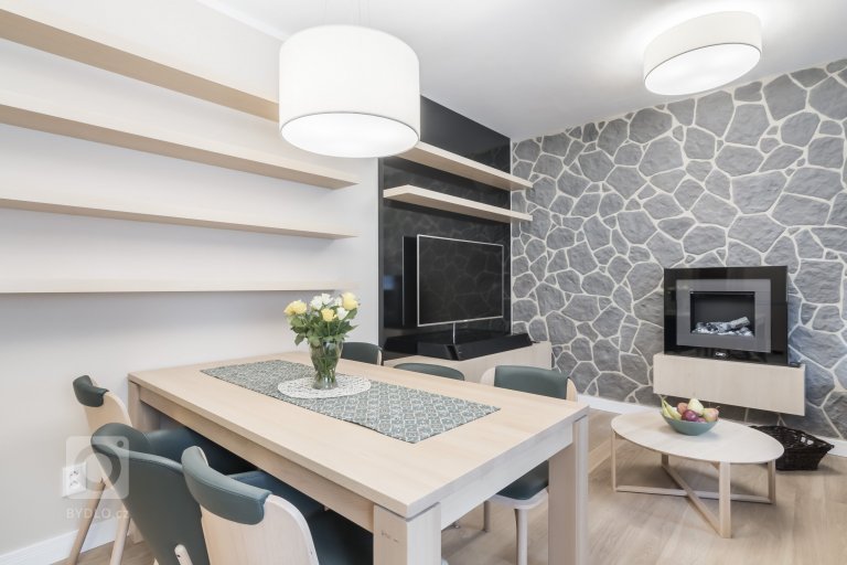 add picture to album