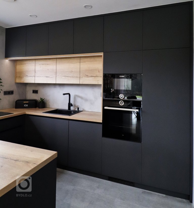 add picture to album