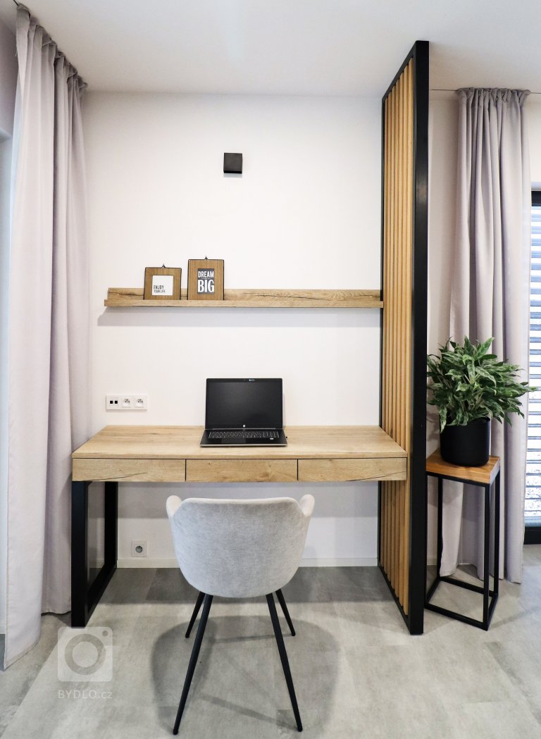 add picture to album