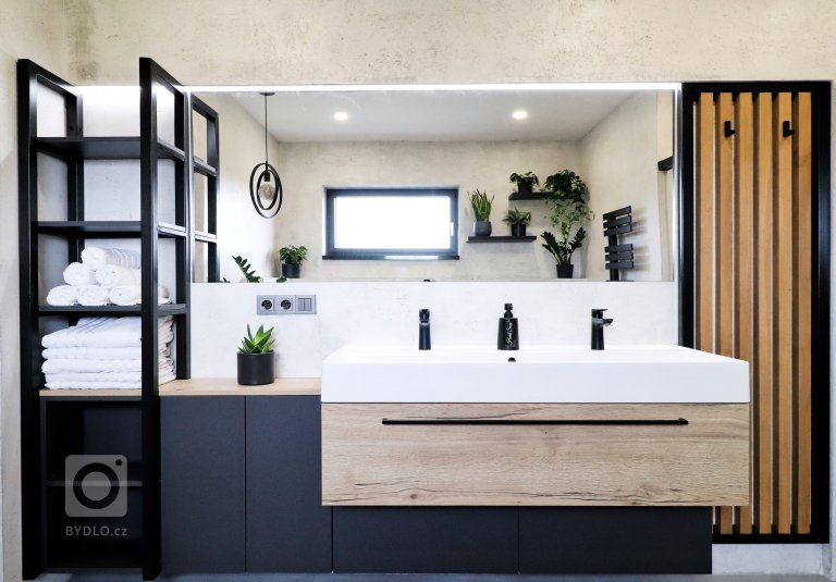 add picture to album