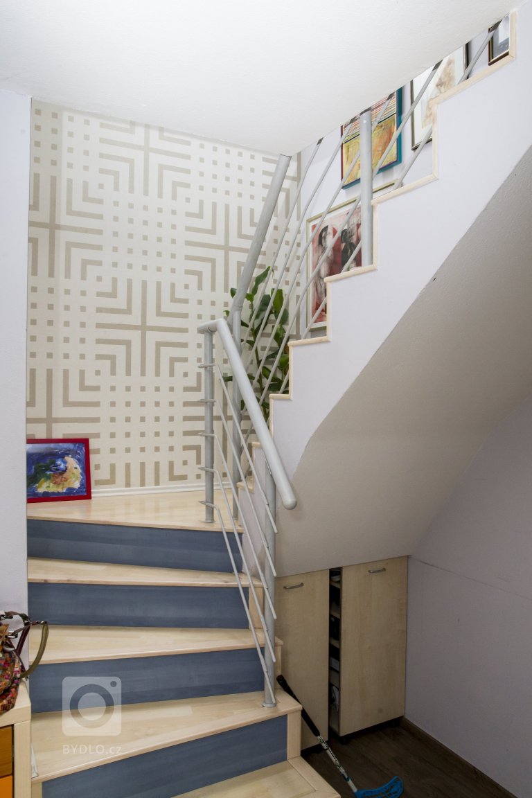 add picture to album