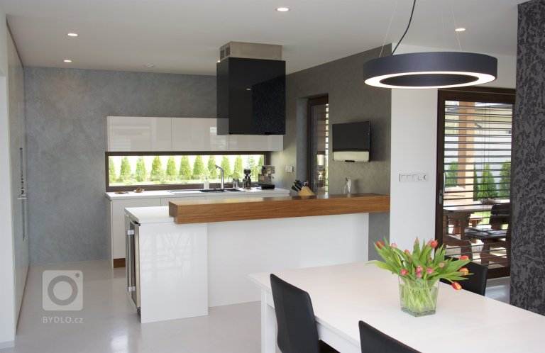 add picture to album