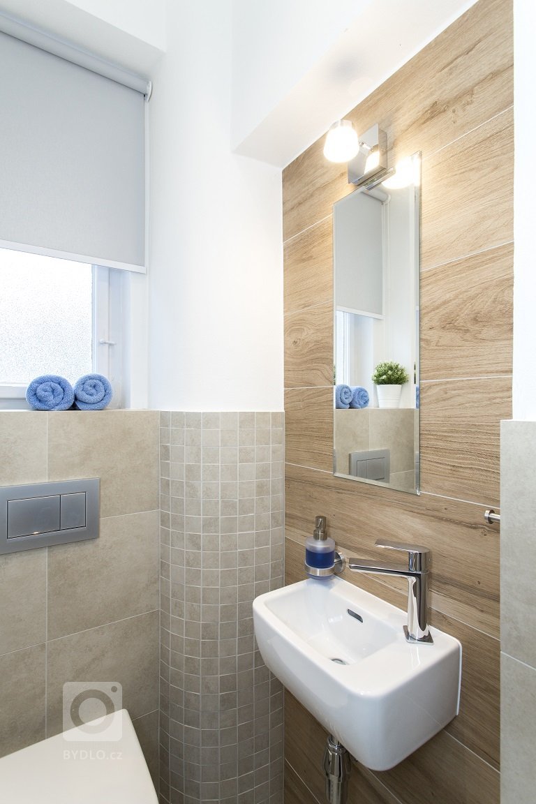 add picture to album