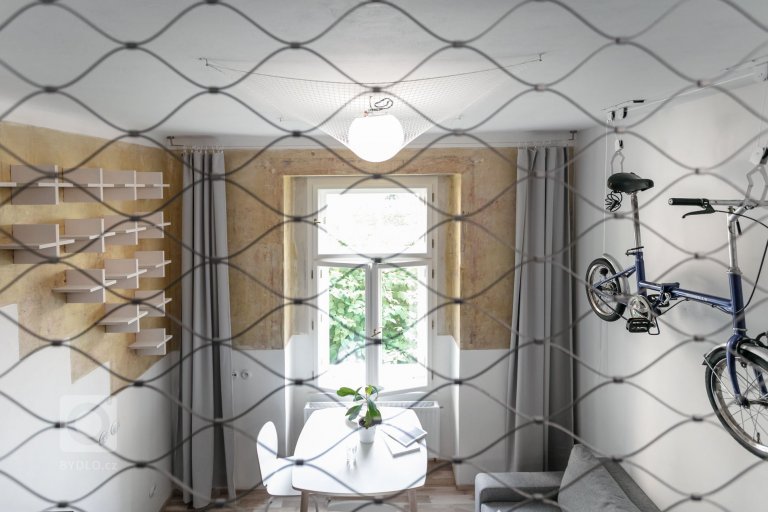 add picture to album