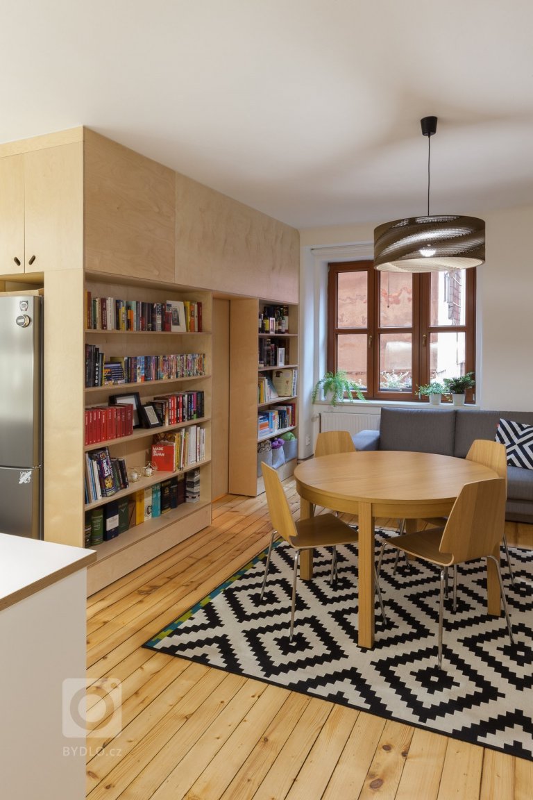 add picture to album