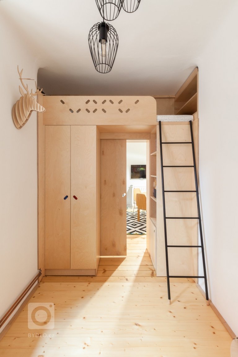 add picture to album