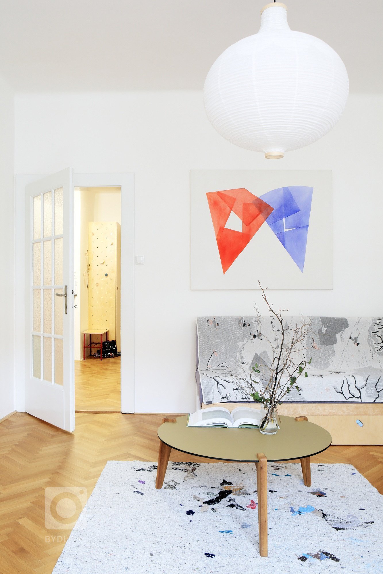 Původní dispozice bytu nevyhovovala současným požadavkům obývání městského bytu. Ložnici chcete mít s okny do klidného vnitrobloku a orientací na sever.…