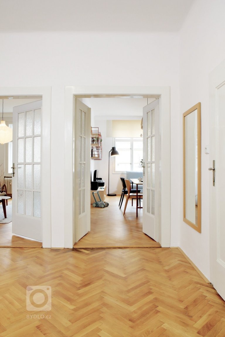 add picture to album