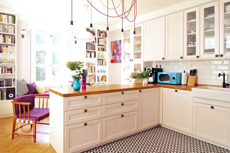 add picture to album