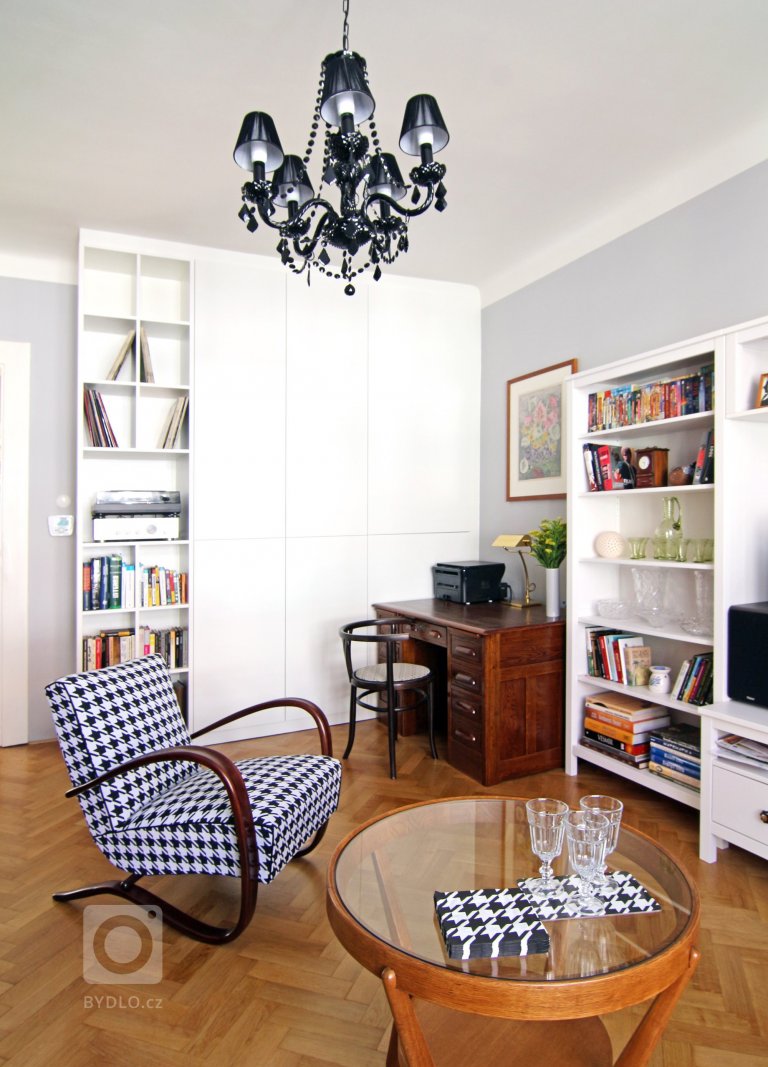 add picture to album