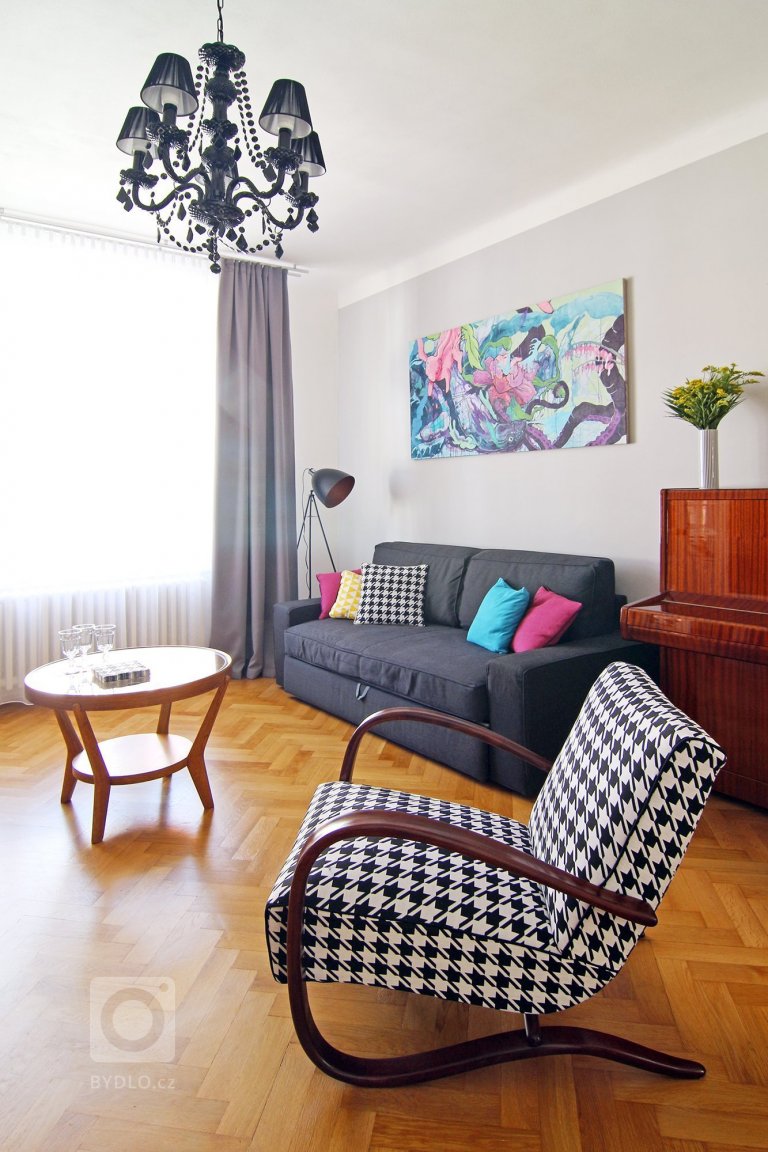 add picture to album