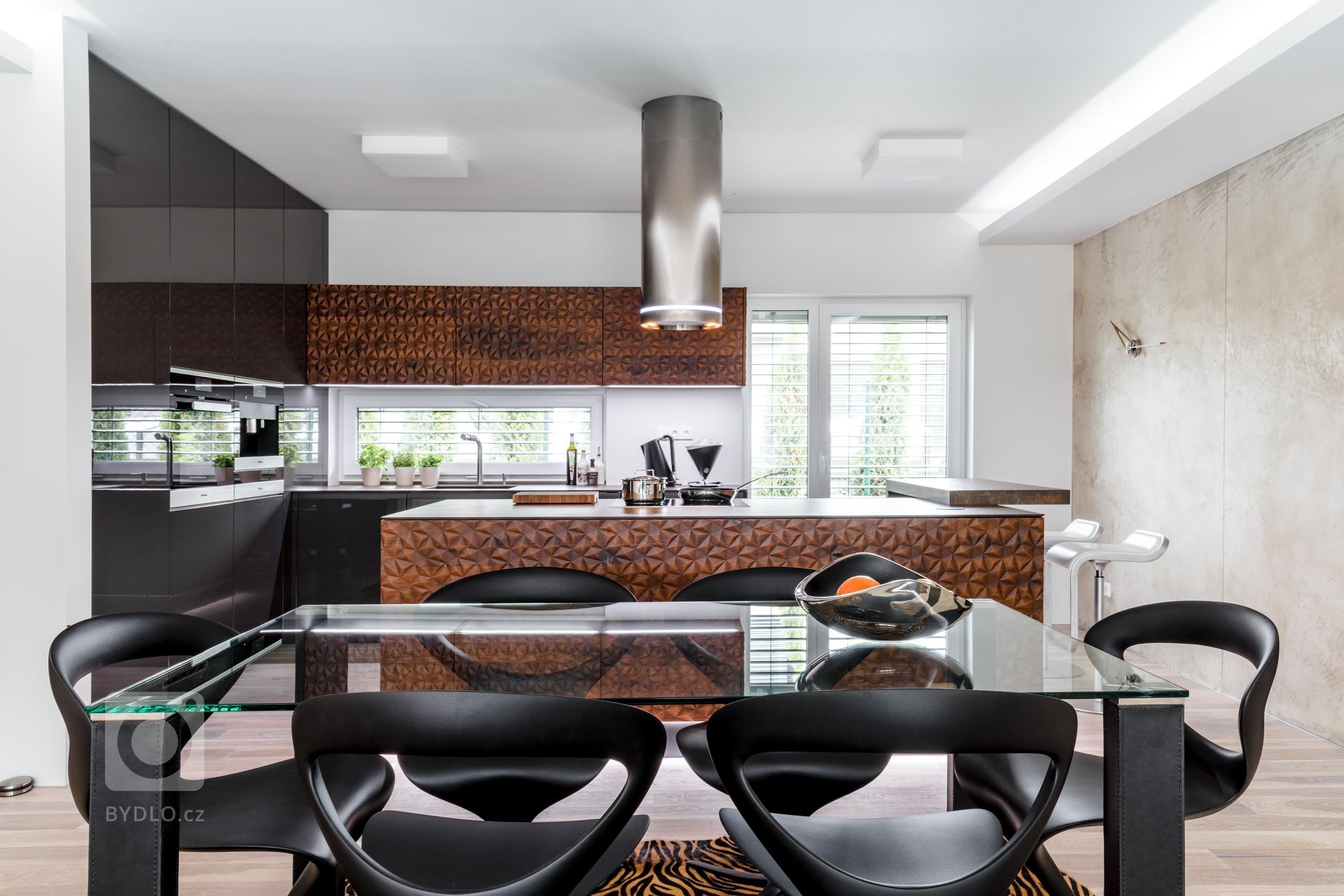 Kuchyně DIAMOND | ANTRACIT GLOSS
JEDINEČNÝ 3D DESIGN. VÍCE VRSTEVNATÉ ZÁŽITKY.

&nbsp;

Průmyslová revoluce v domácím podání. Luxusní modernistická…