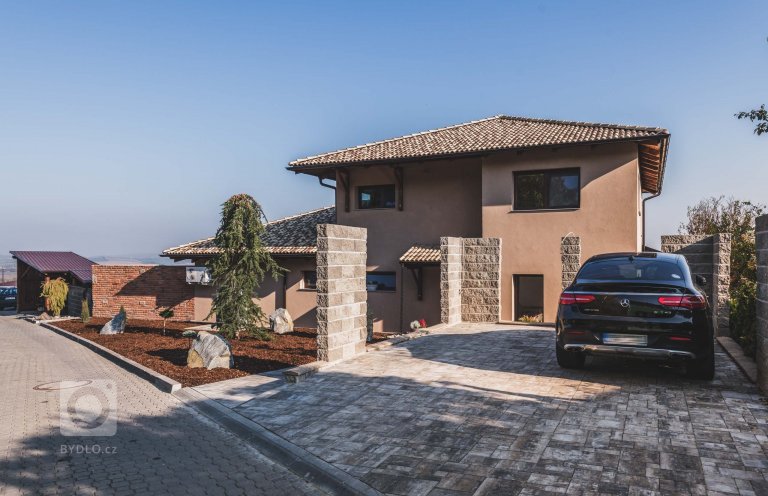 add picture to album