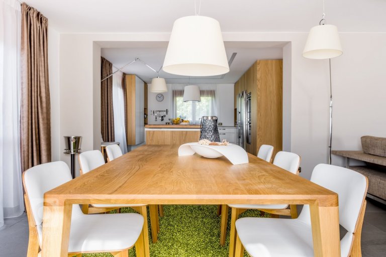 add picture to album