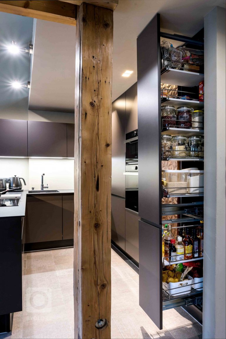 add picture to album