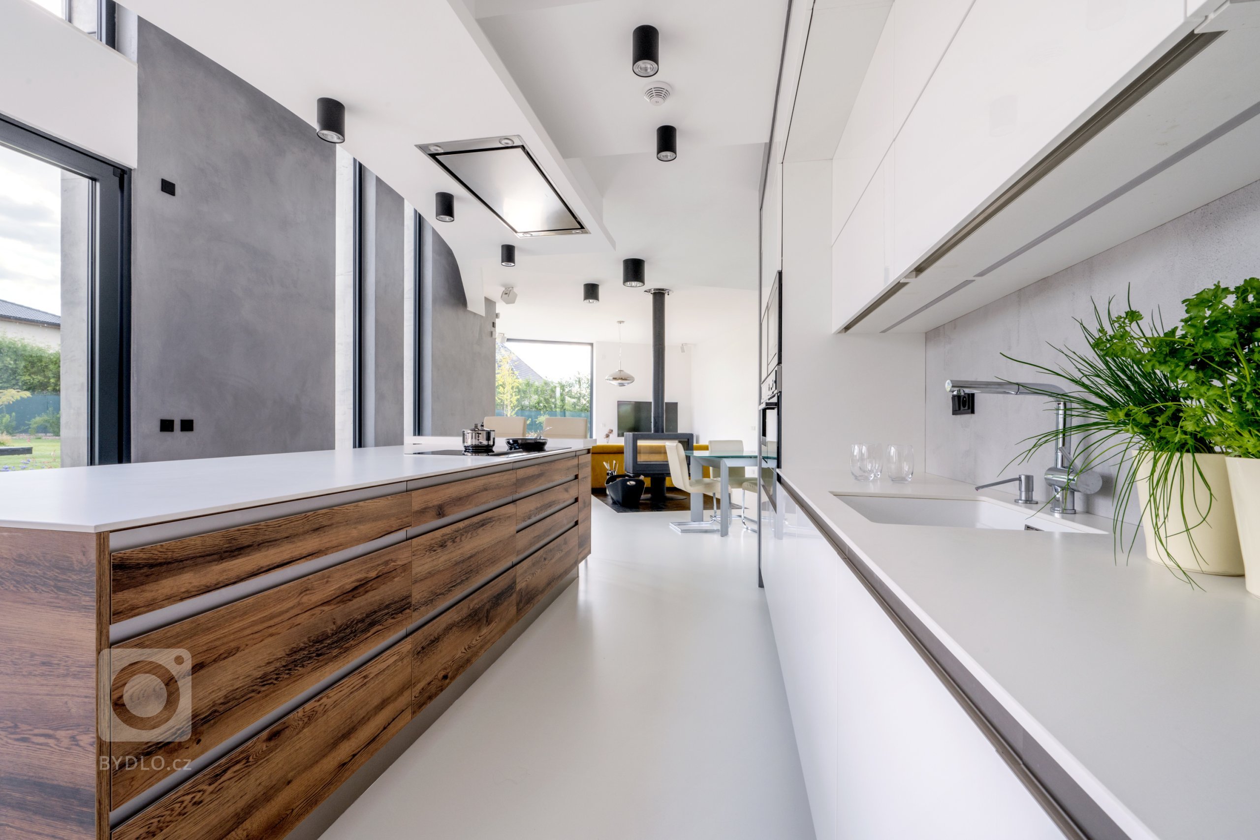 Velkolepý dům vyžaduje velkolepou kuchyni. Právě ona je totiž jeho duší i srdcem. Tady se protíná každodenní život rodiny i uspokojují individuální chutě.…