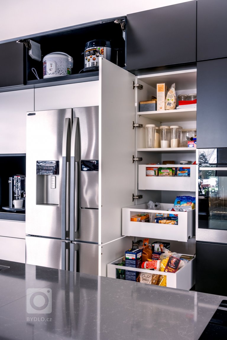 add picture to album