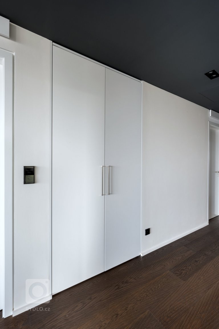 add picture to album