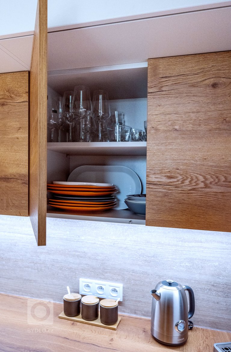 add picture to album