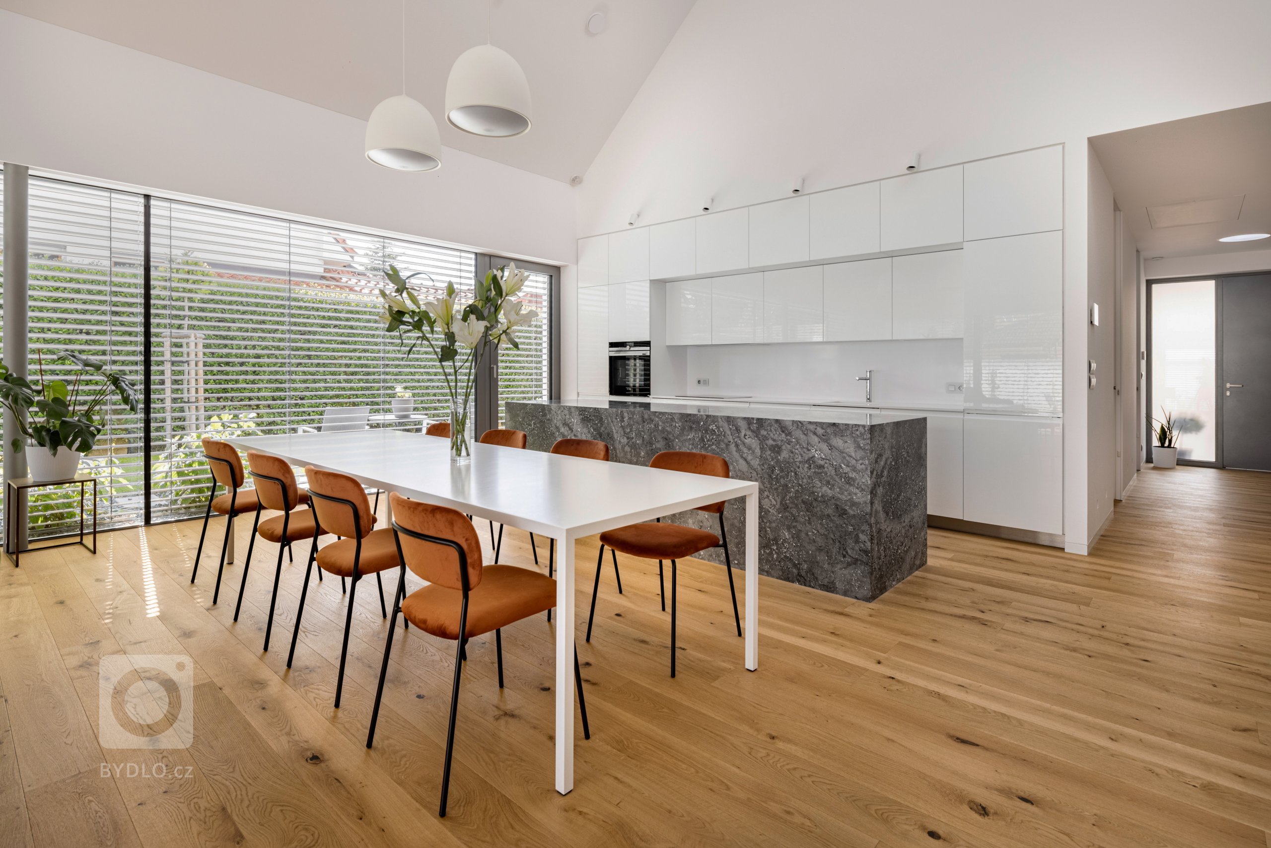 Dokonalá ergonomie

Jak to dopadne, když návrhářka sama navrhne kuchyni? Když má za sebou spoustu realizací pro zákazníky, má z první ruky přehled o…